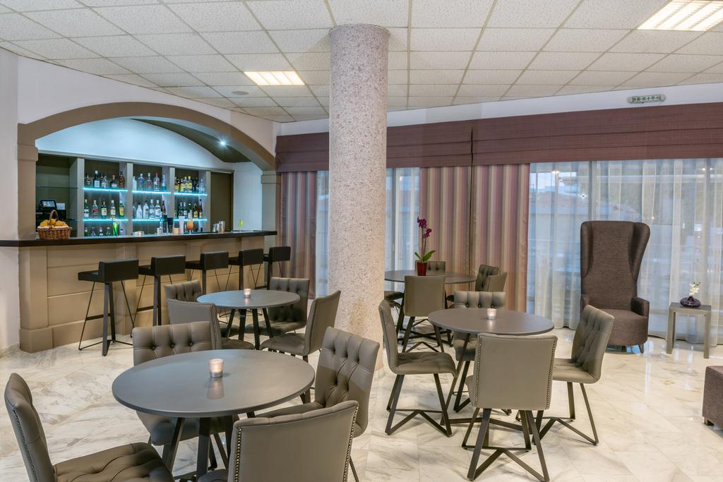 Ariadne Hotel Platanész Kültér fotó