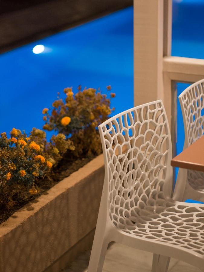 Ariadne Hotel Platanész Kültér fotó